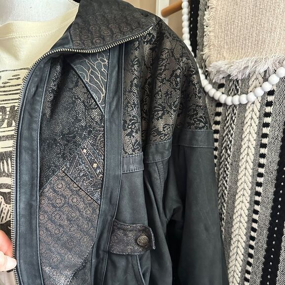 Vintage Black Bomber Leather Jacket Mixed Print Size Large - Picture 3 of 16